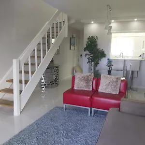 Apartment Samreak Chivit, Montego Bay